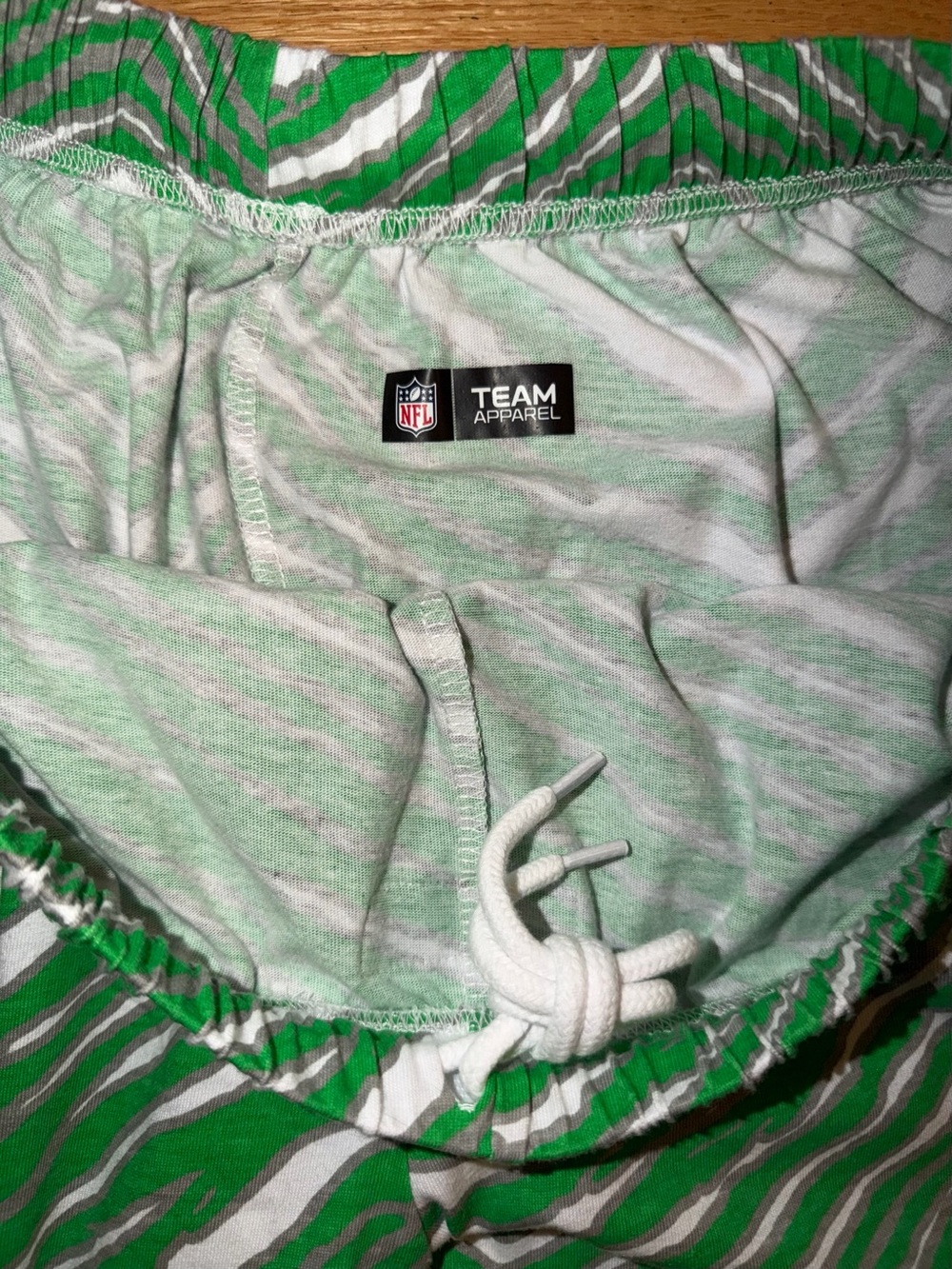 NFL Team Philadelphia Eagles Zubaz Pants Striped Green Pockets Men’s XXL - Picture 3 of 8